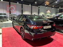 تۆیۆتا کامری